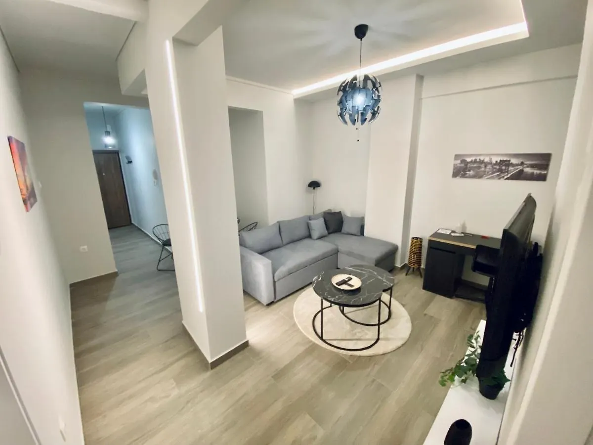 Central Grey Quiet Apartment Thessaloniki