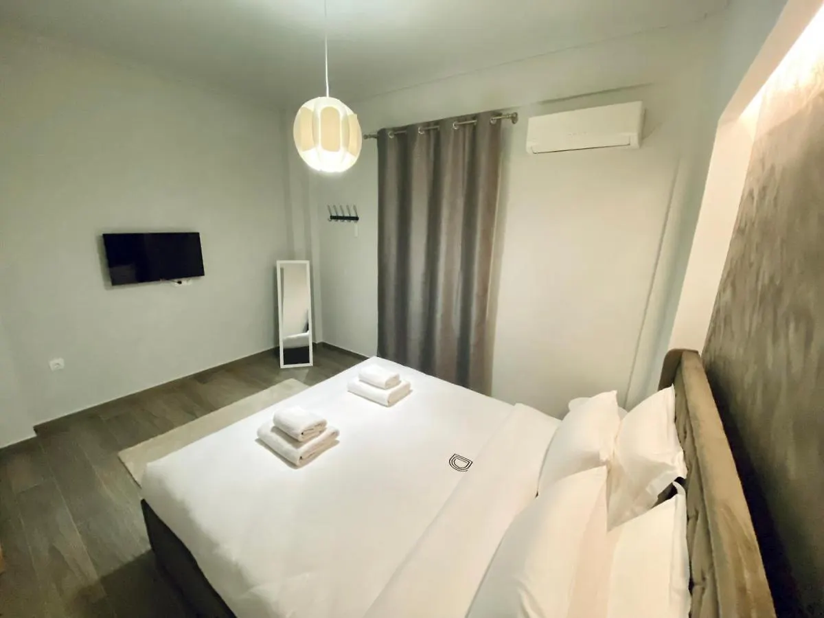 Central Grey Quiet Apartment Thessaloniki Greece