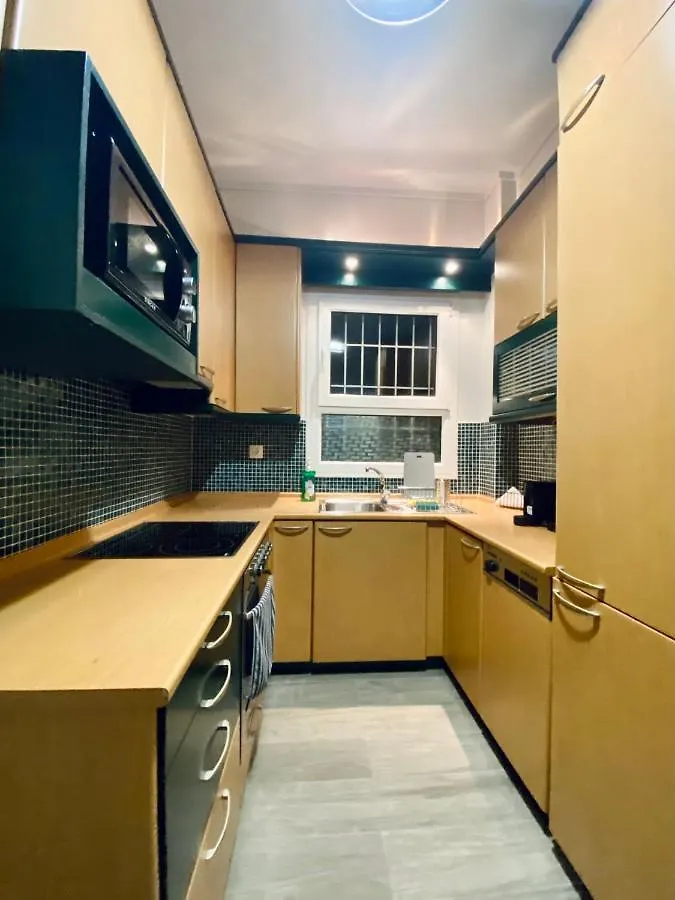 Central Grey Quiet Apartment Thessaloniki